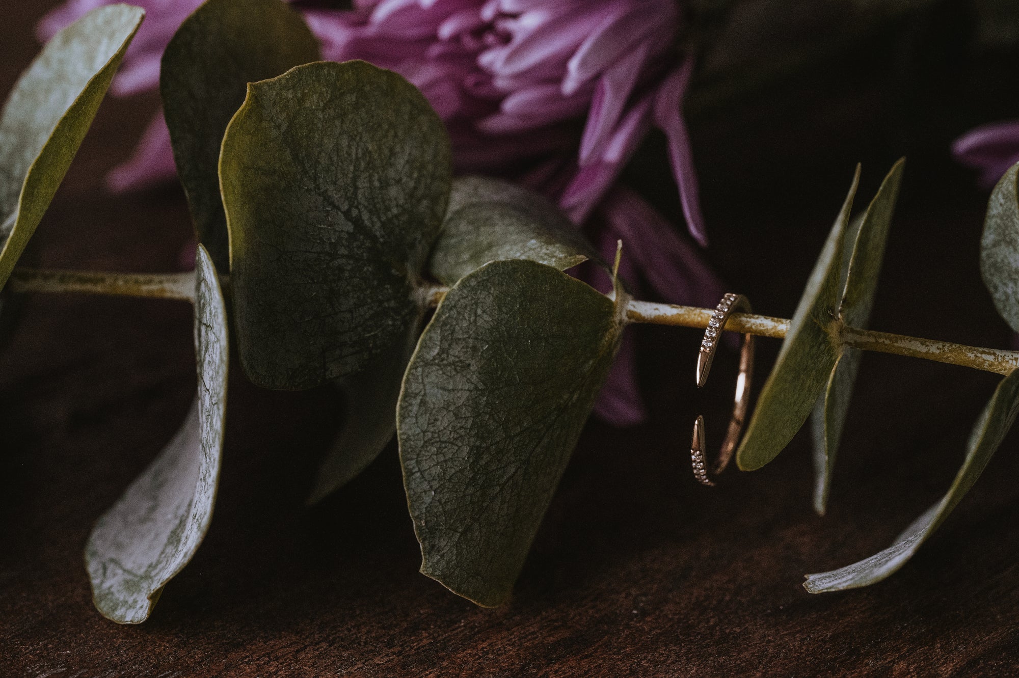 Thin Moissanite Claw Band