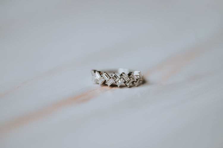 The Cerrado | Alternating Moissanite Baguette Band